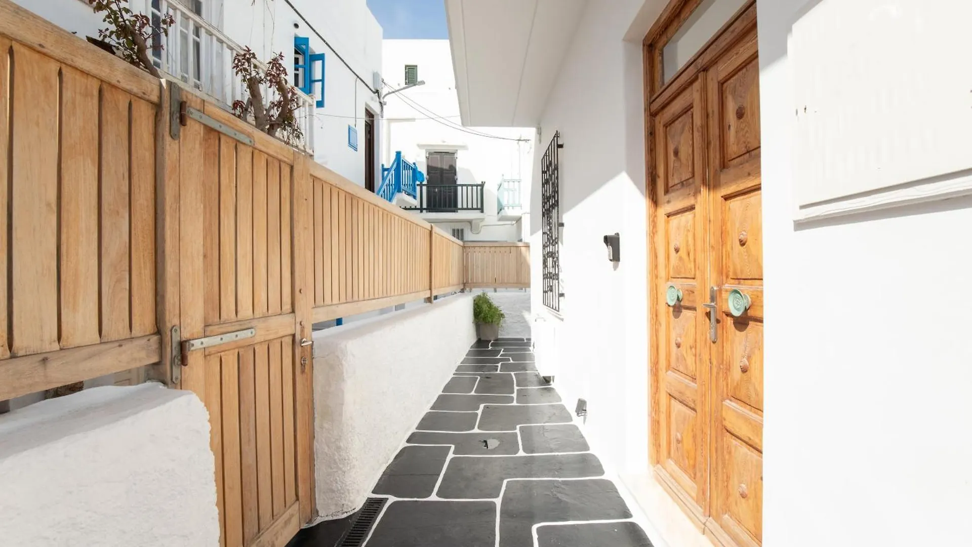 Spitarona Town House - Largest Villa In The Center Mykonos Town 0*,